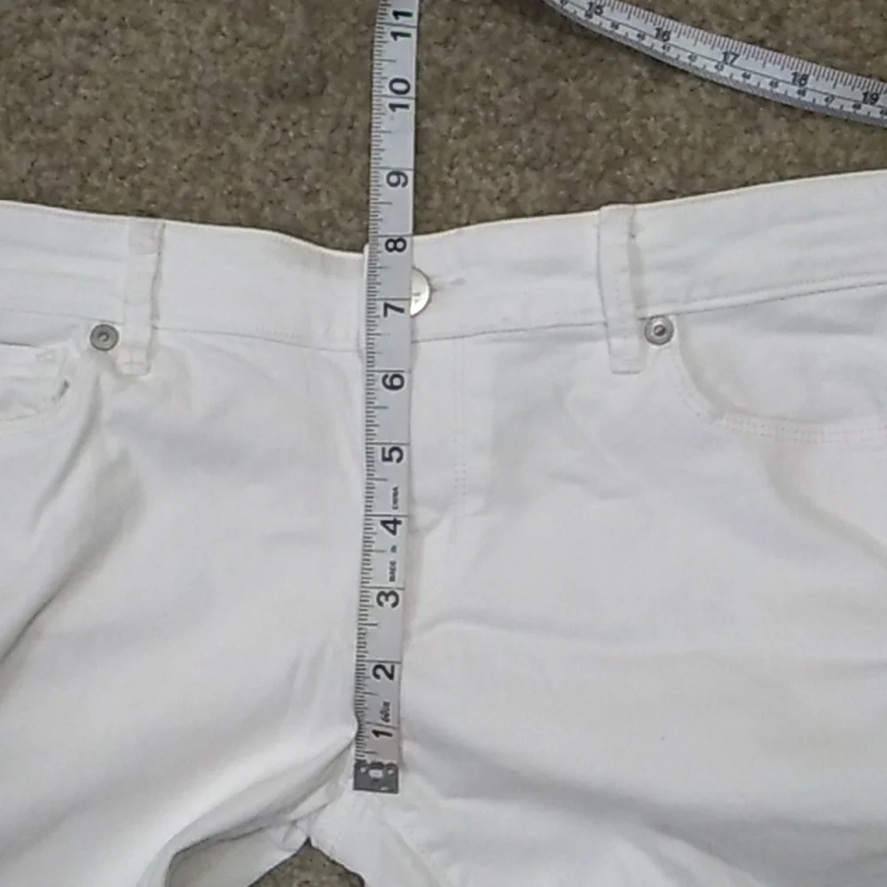 2/$15 Ann Taylor capri - Picture 5 of 7